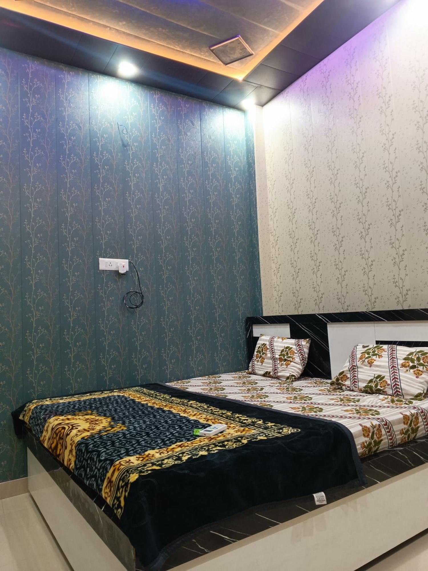 ホテル La Ayodhya Residency エクステリア 写真